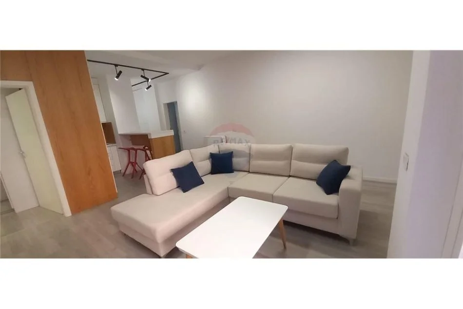 Tirane, jepet me qera apartament 2+1 Kati 0, 105 m² 420 € (APARTAMENT ME QIRA 2+1 NE ALI DEMI MANGALEM)