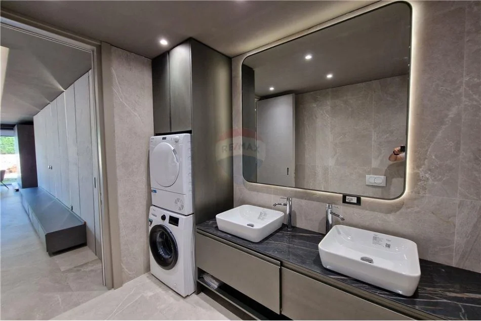 Vlore, shitet 3+1 Kati 0, 144 m² 359,000 € (Apartament luksoz 2+1 prane Marina Bay,Vlore)