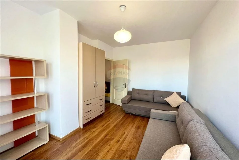 Shqiperi, jepet me qera apartament 2+1 Kati 4, 80 m² 450 € (Thanas ziko)