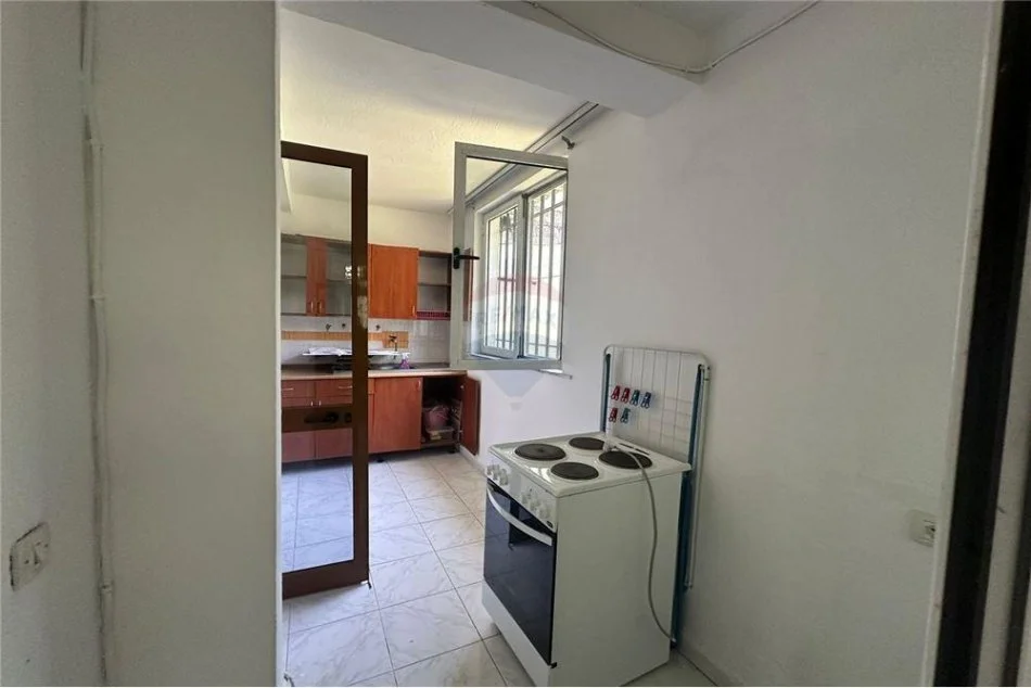 Tirane, shitet apartament 2+1 Kati 1, 86 m² 137.600 € (Shitet apartament 2+1+2 prane 21 Dhjetorit!)