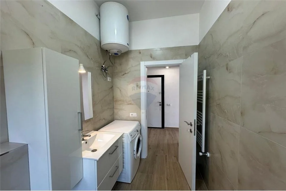 Tirane, jap me qera apartament 3+1 , 122 m² 800 € (APARTAMENT 3+1 NE REZIDENCEN KODRA E DIELLIT)