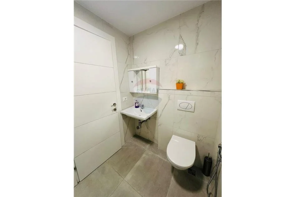 Sarande, shitet garsonier 1+1 Kati 0, 38 m² 85.000 € (Studio ne shitje)