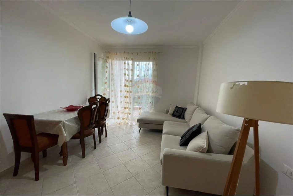 Tirane, shitet apartament 1+1 , 61 m² 72.000 € (Apartament 1+1 per shitje ne Fresk !)