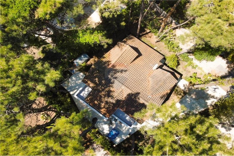 Durres, shitet Vile 2 Katshe , 376 m² 310.000 € (Ofrohet Vile 2 -Kateshe Per Shitje Ne Qerret !)