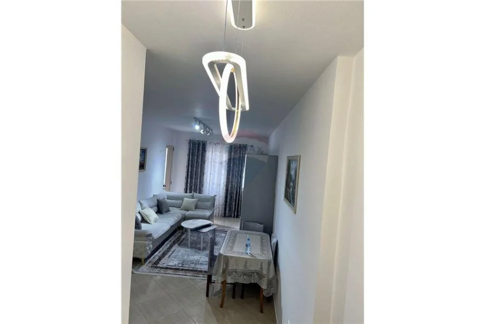 Tirane, shitet apartament 2+1 , 72 m² 105.000 € (APARTAMENT 2+1 PER SHITJE PRANE 2 PALMAVE)