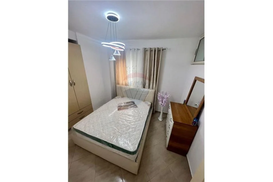 Tirane, shitet apartament 2+1 , 72 m² 105.000 € (APARTAMENT 2+1 PER SHITJE PRANE 2 PALMAVE)
