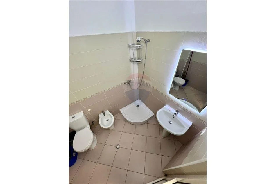 Tirane, shitet apartament 2+1 , 72 m² 105.000 € (APARTAMENT 2+1 PER SHITJE PRANE 2 PALMAVE)