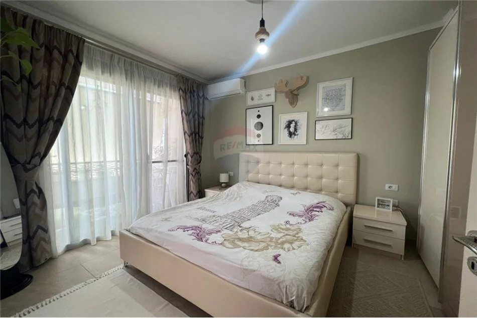 Tirane, jepet me qera apartament 2+1 Kati 4, 90 m² 900 € (LIQENI I THATE)