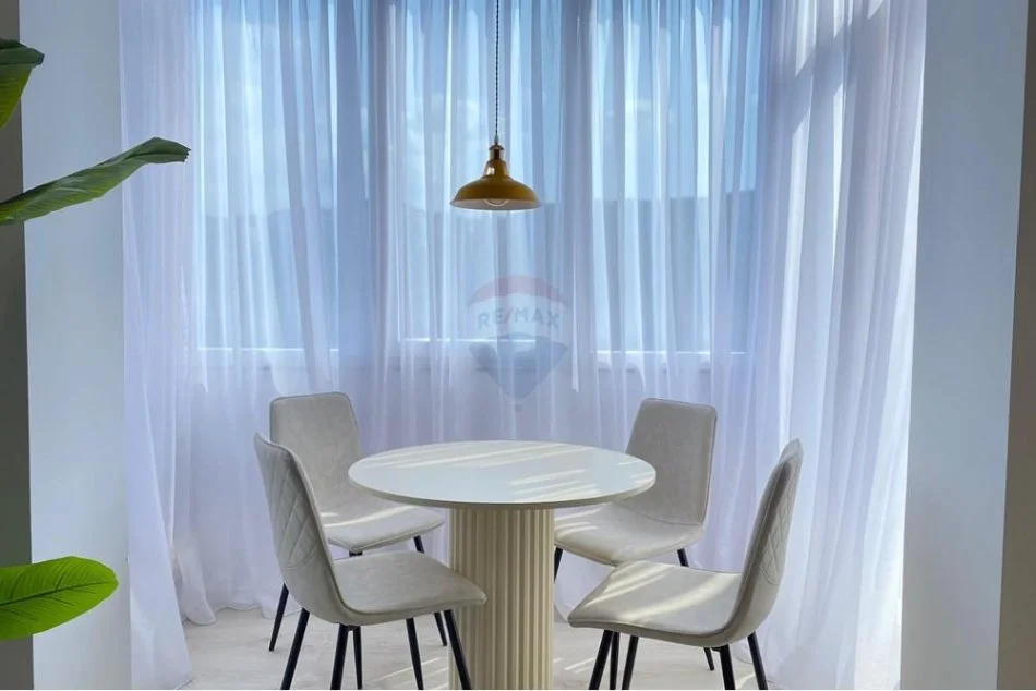 Tirane, shitet apartament 1+1 Kati 3, 49 m² 150.000 € (Komuna e parisit)