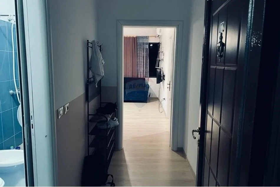 Tirane, jepet me qera apartament 1+1 Kati 3, 52 m² 350 € (ASTIR)