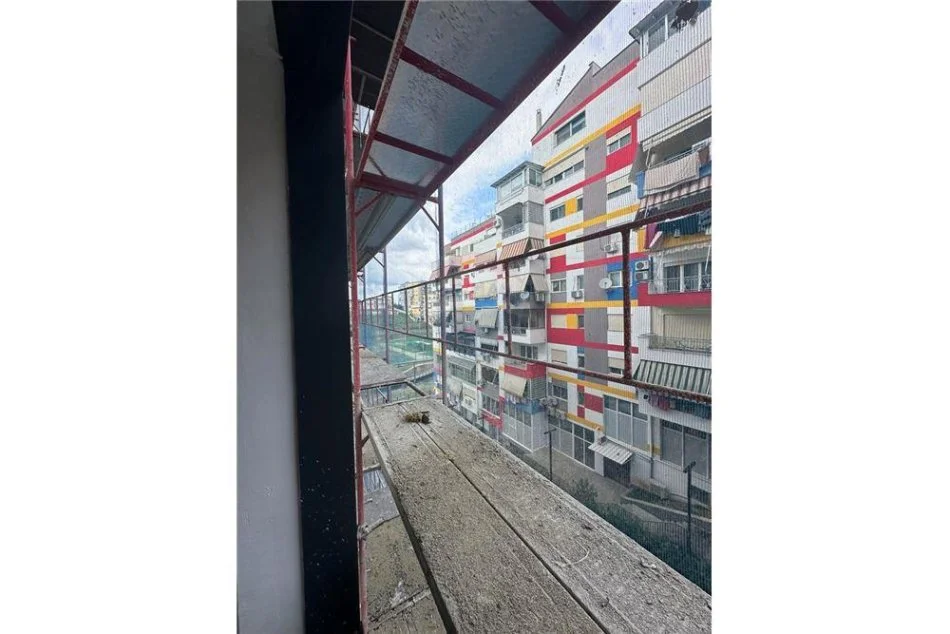 Tirane, shitet apartament 2+1+Ballkon Kati 5, 103 m² 195.000 € (SHESIM APARTAMENT 2+1+2 KOPSHTI ZOOLOGJIK!)