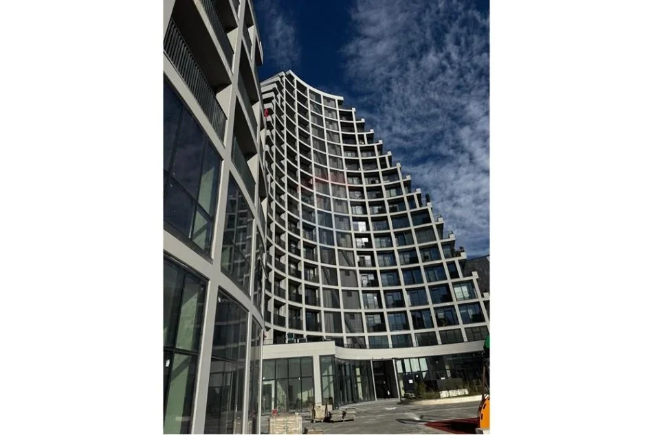 Tirane, jepet me qera Kati 1, 194 m² 3.500 € (LAKE VIEW RESIDENCE)