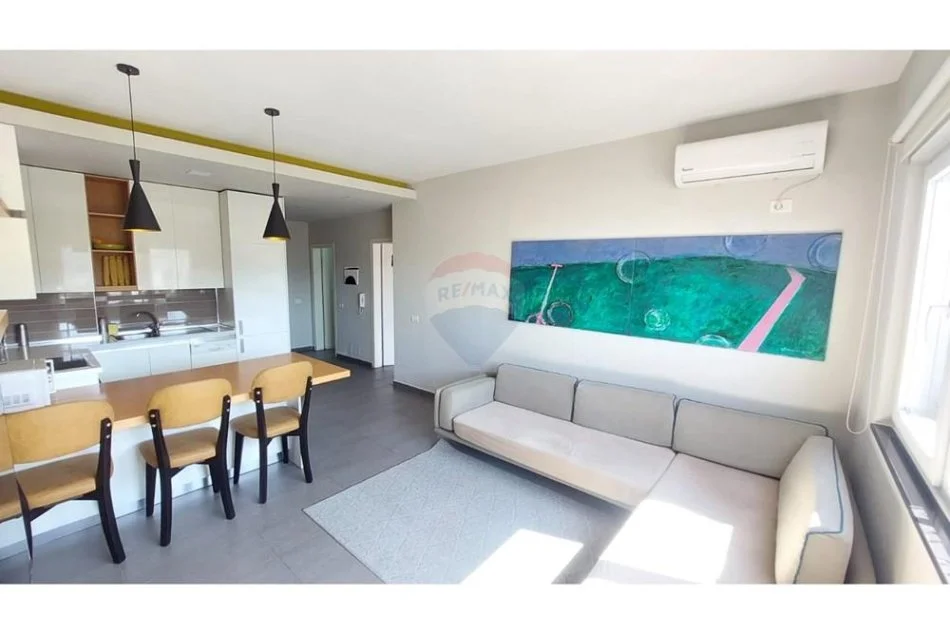 Tirane, jepet me qera apartament 1+1+Ballkon Kati 6, 66 m² 420 € (Rruga 3 Deshmoret)