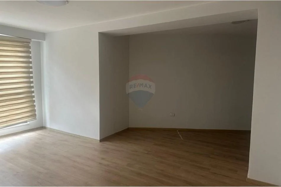 jepet me qera 3+1+Aneks+Ballkon , 1 m² 1.000 €