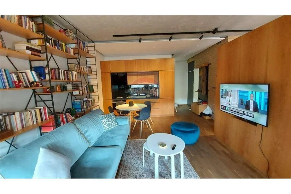 Tirane, jepet me qera apartament 1+1 Kati 2, 80 m² 600 € (Liqeni i Thate)