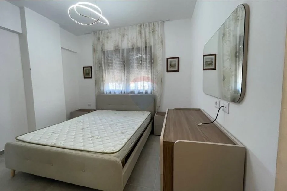 Apartament 2+1 +2 me qira te Fusha e Aviacionit! (kompleksi oasis)