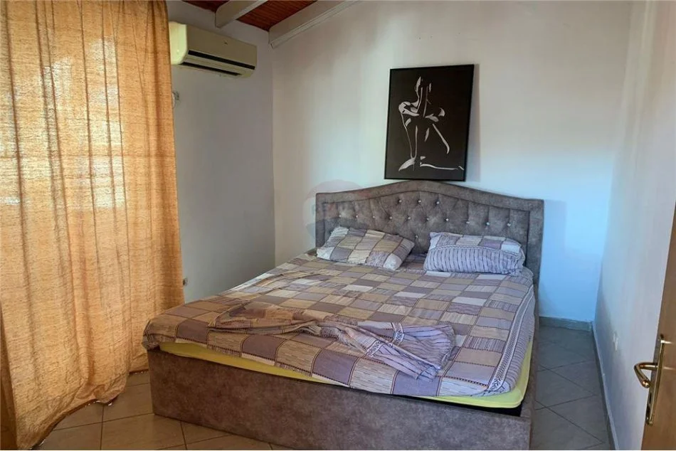 Tirane, jepet me qera apartament 1+1 Kati 8, 70 m² 500 € (Rr. Fortuzi)