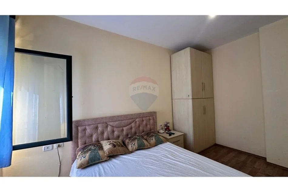 Tirane, jepet me qera apartament 2+1 Kati 2, 100 m² 600 € (Don Bosko)
