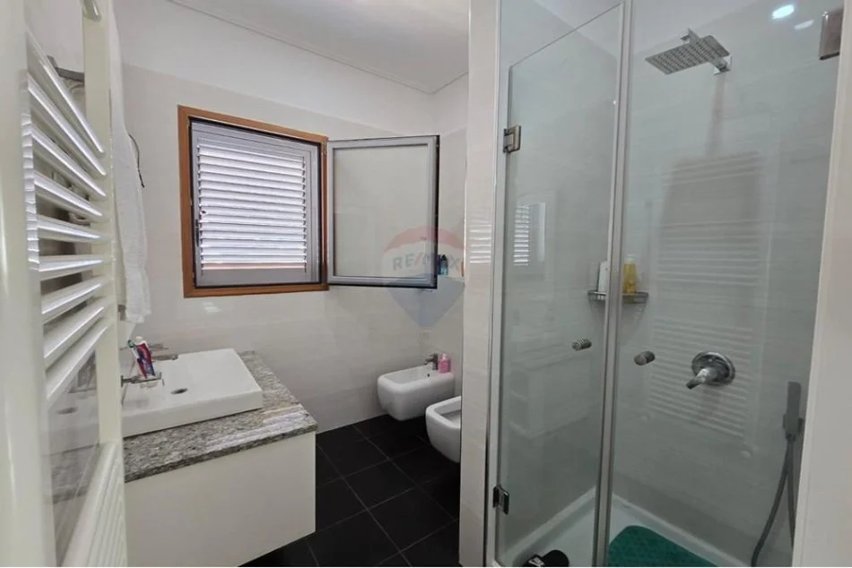 Vlore, shitet apartament+verande | Penthouse 3+1+Ballkon Kati 10, 162 m² (Lungomare)