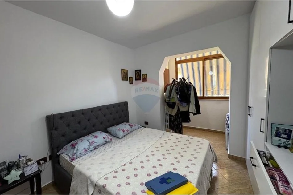 Tirane, shitet apartament 2+1+Ballkon Kati 3, 84 m² 168.000 € (Mine Peza)