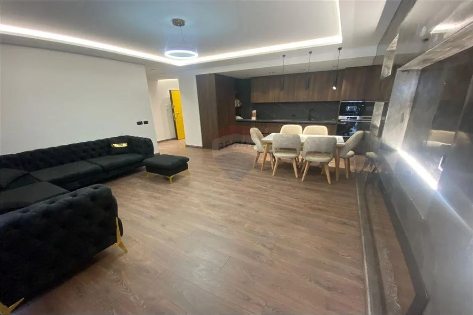 Tirane, jepet me qera apartament 3+1 , 1.000 € (Rezidenca Kodra e Diellit)
