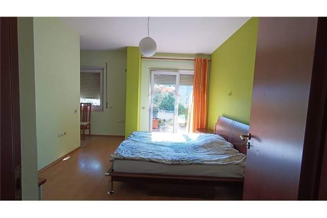 Tirane, jepet me qera apartament 2+1+BLK Kati 7, 130 m² 550 Euro (Zogu i zi)
