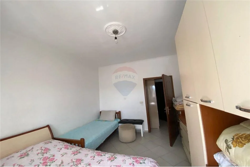 Tirane, jepet me qera apartament 1+1 Kati 6, 55 m² 290 € (AUTOSTRADE - MEZEZ)