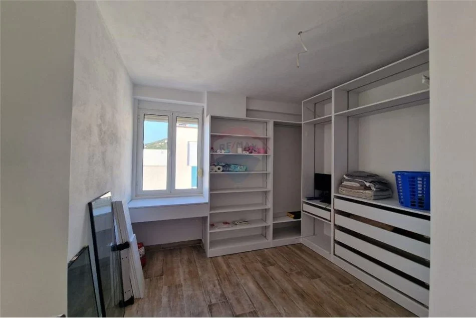 Vlore, shitet apartament+verande | Penthouse 1+1+Aneks+Ballkon , 115 m² 230.000 € (Dhimiter Konomi)