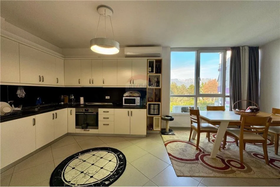 Apartament 2+1 ne Shitje tek Kopshti Botanik