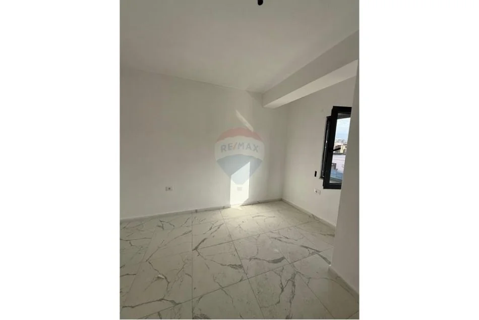 Tirane, shitet apartament 2+1 , 107 m² 165.000 € (OASIS RESIDENCE)