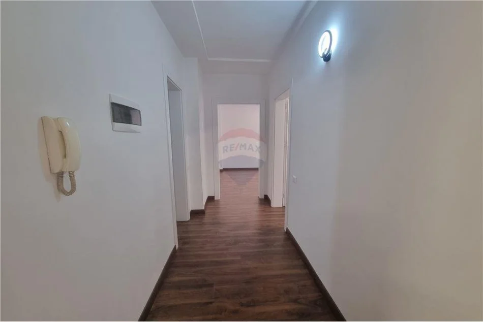 Apartament - Në Shitje - Rruga e Kavajës, Shqipëri