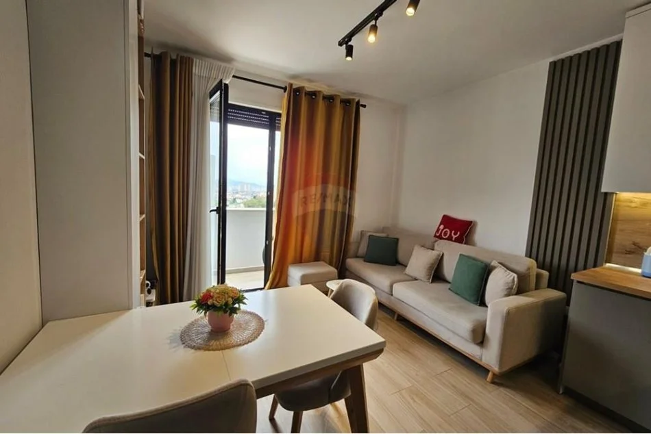 Tirane, jepet me qera 1+1+Aneks+Ballkon Kati 8, 60 m² 550 € (Don Bosko)