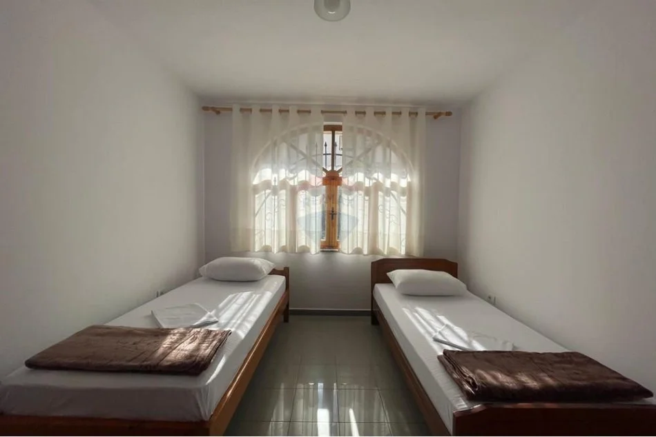 Tirane, jepet me qera apartament 1+1+Ballkon Kati 2, 55 m² 450 € (Inxhinieri Ndërimit)