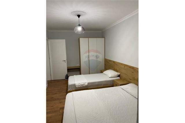 Tirane, jepet me qera apartament 2+1+BLK Kati 2, 95 m² 550 Euro (Myslym Shyri)