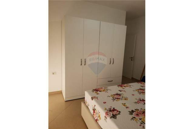 Tirane, jepet me qera apartament 3+1+BLK Kati 2, 115 m² 450 Euro (Don Bosko)