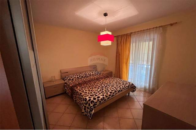 Tirane, jepet me qera apartament 2+1+BLK Kati 2, 80 m² 450 Euro (Myslym Shyri)