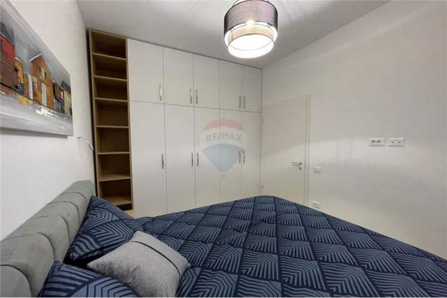 Tirane, jepet me qera apartament 2+1+BLK Kati 4, 80 m² 550 Euro (Kompleksi Kontakt)
