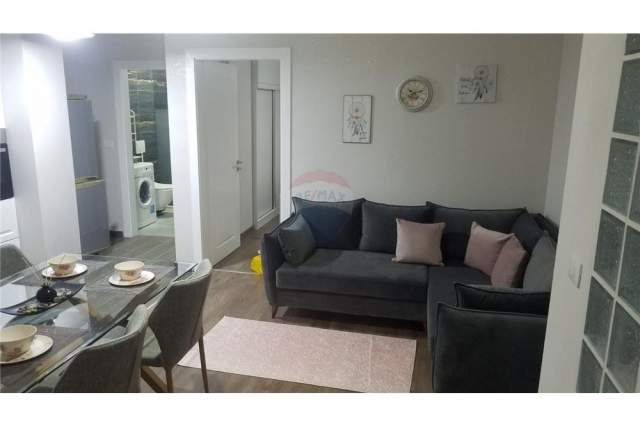 Tirane, jepet me qera apartament 1+1+BLK Kati 4, 56 m² 370 Euro (Rruga Dibres)
