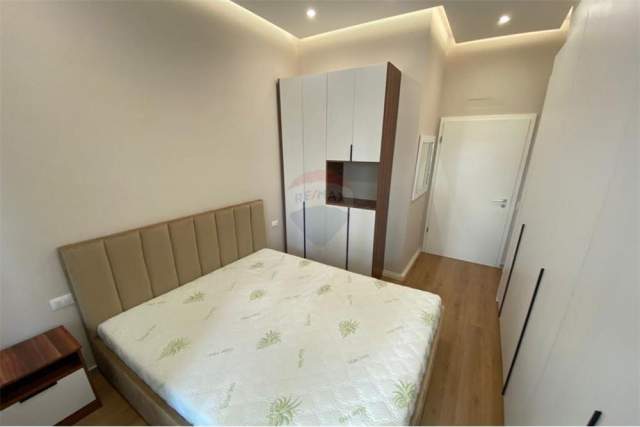 Tirane, shitet apartament 1+1+BLK Kati 5, 70 m² 115.000 Euro (Kompleksi Kontakt)