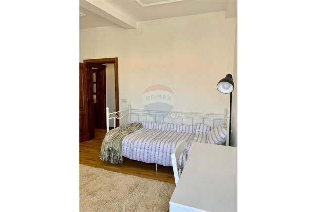 Tirane, jepet me qera apartament 2+1+BLK Kati 9, 155 m² 1.300 Euro (Kopshti Zoologjiik, liqeni)