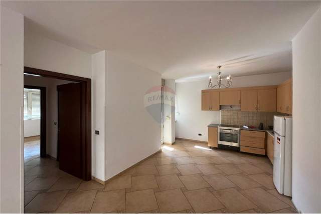 Tirane, shitet apartament 2+1+BLK Kati 6, 116 m² 240.000 Euro (Stadiumi Qemal Stafa)