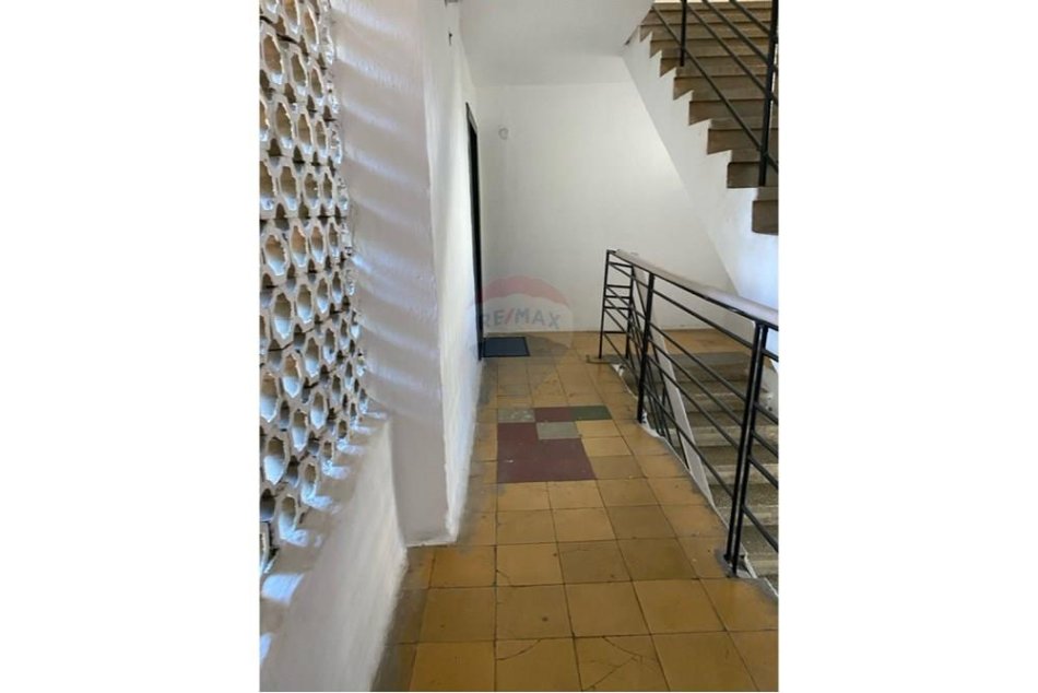 Tirane, jepet me qera apartament 2+1 , 78 m² 450 € (Muhamet Gjollesha)