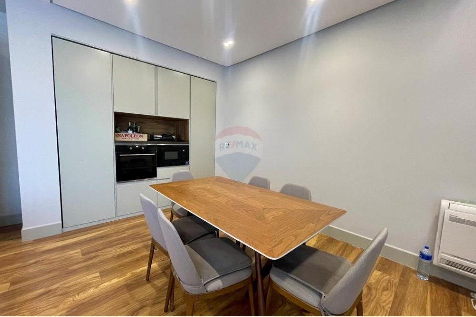 Tirane, jepet me qera apartament 2+1+Ballkon Kati 3, 107 m² 1.200 € (rezidenca secret garden)