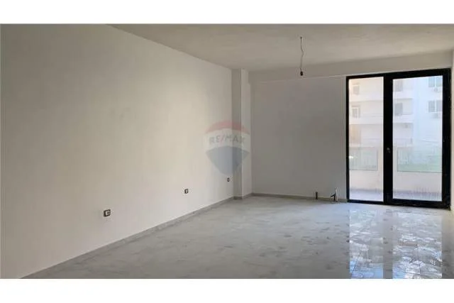 Sarande, shitet apartament 1+1+BLK Kati 2, 86 m² 150.000 Euro (Sarande, Rruga "Mitat Hoxha")