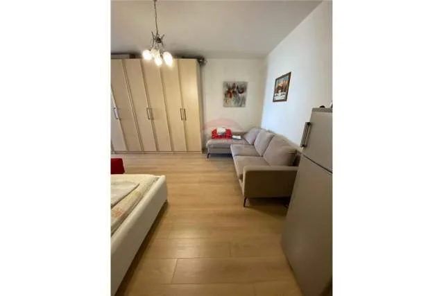 Tirane, jepet me qera apartament 2+1 Kati 2, 114 m² 550 Euro