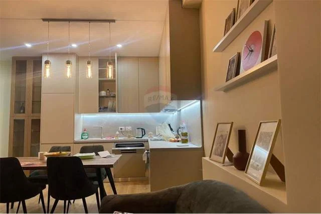 Tirane, shitet apartament 1+1+BLK 74 m² 145.000 Euro