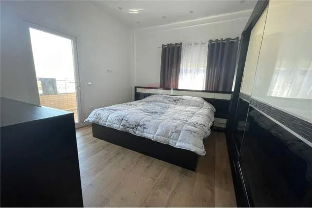 Tirane, jepet me qera apartament 2+1+BLK Kati 10, 100 m² 750 Euro