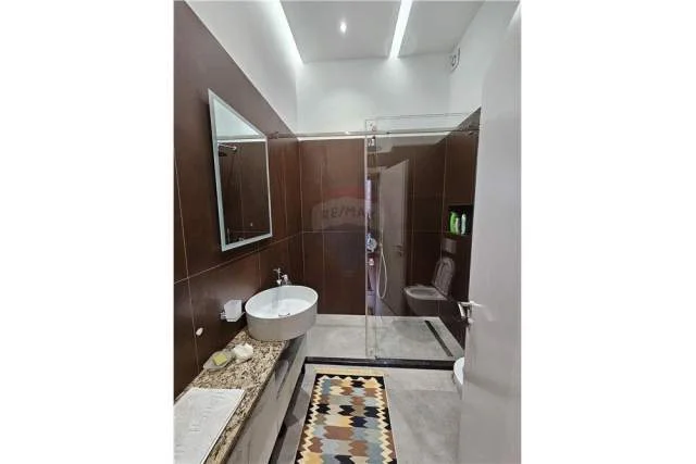 Tirane, jepet me qera garsonier 1+1 Kati 3, 45 m² 650 Euro