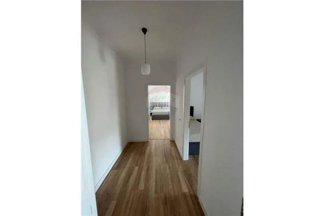 Tirane, jap me qera apartament 2+1+A+BLK Kati 8, 108 m² 1.600 Euro (pazari i ri)