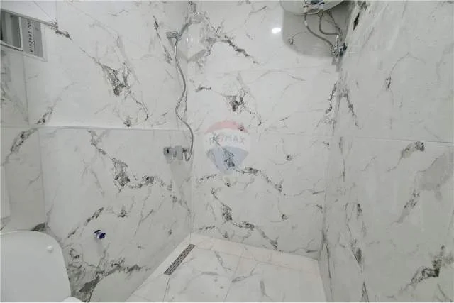 Tirane, jepet me qera apartament 1+1 Kati 0, 75 m² 500 Euro